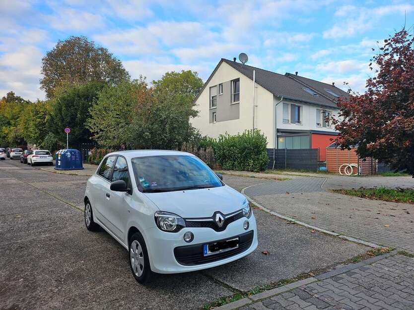 Renault Twingo 104.928 km 5.700 € Frankfurt am Main 60437