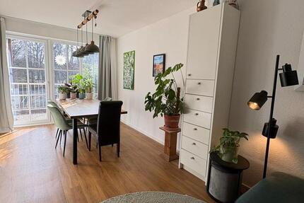 Wohnung Uetersen - 3 Zimmer, 94 m&sup2;, 1.700&euro; | Angebot:25398926