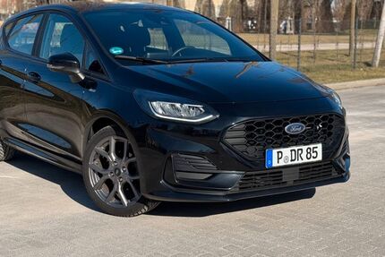 Ford Fiesta 92.622 km 13.500 &euro; Potsdam 14480