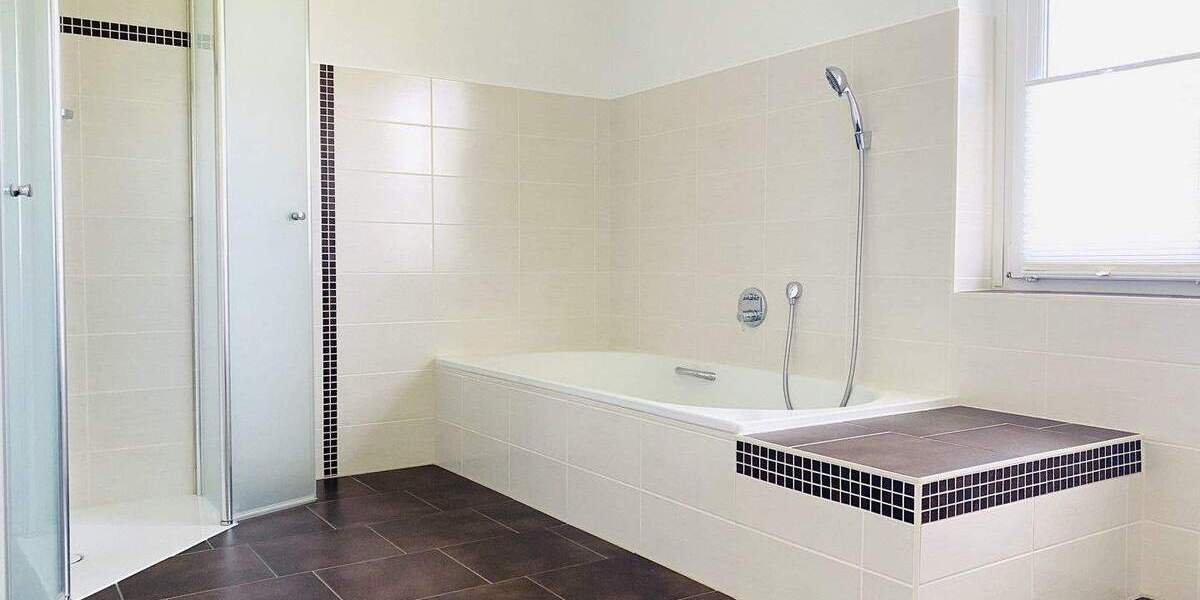 Bauernhaus, Landhaus Karstädt Dallmin - 7 Zimmer, 220 m&sup2;, 370.000&euro; | Angebot:25801857