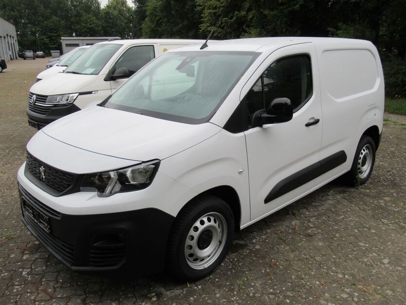 Peugeot Partner 5.000 km 18.980 € Rotenburg (Wümme) 27356