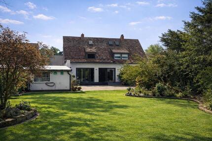 Haus Nürnberg Falkenheim - 5 Zimmer, 128 m&sup2;, 635.000&euro; | Angebot:24983770