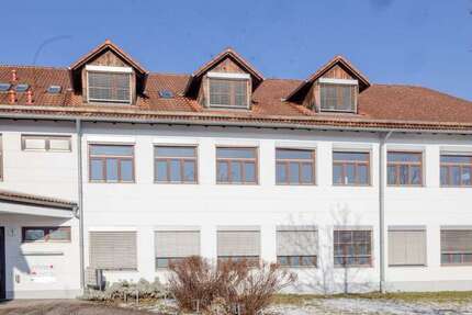 Büro in Karlsfeld 1.500 € 176 m² zimmer