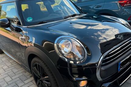 Mini ONE 72.285 km 13.400 &euro; Emden 26723