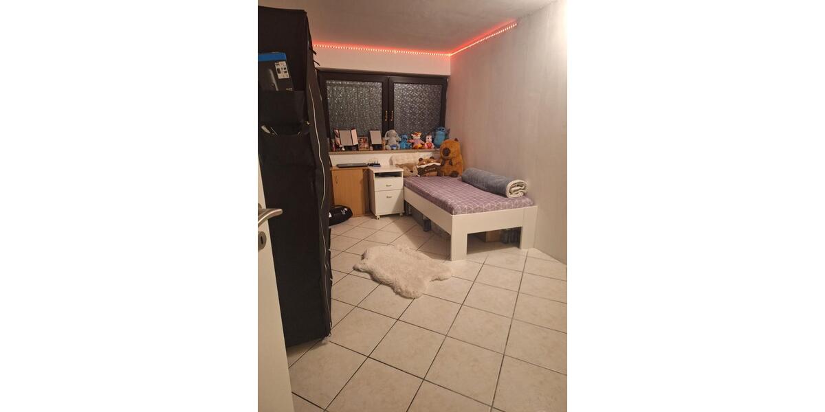 Einfamilienhaus Troisdorf Altenrath - 7 Zimmer, 203 m&sup2;, 7.500&euro; | Angebot:25811174