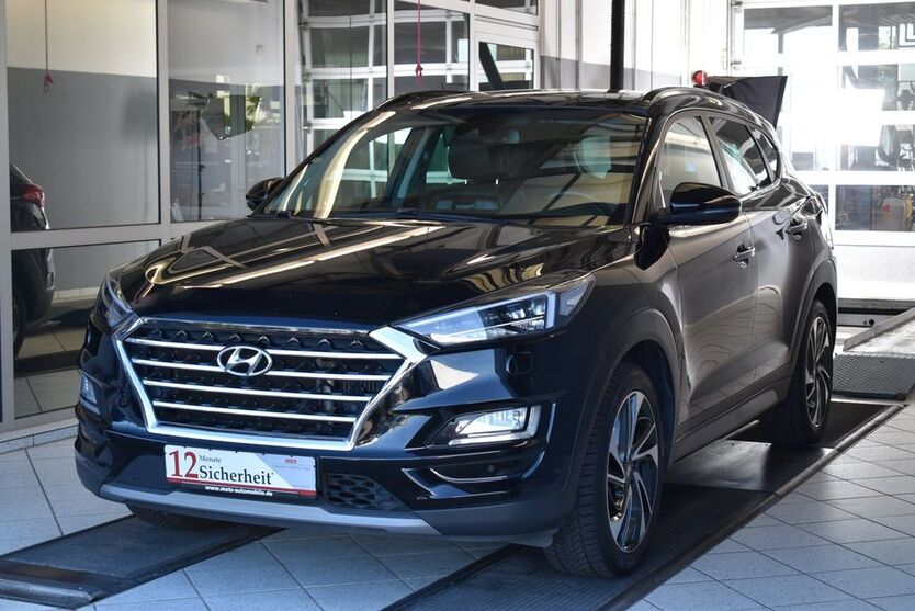 Hyundai TUCSON 92.817 km 24.830 € Bad Friedrichshall 74177