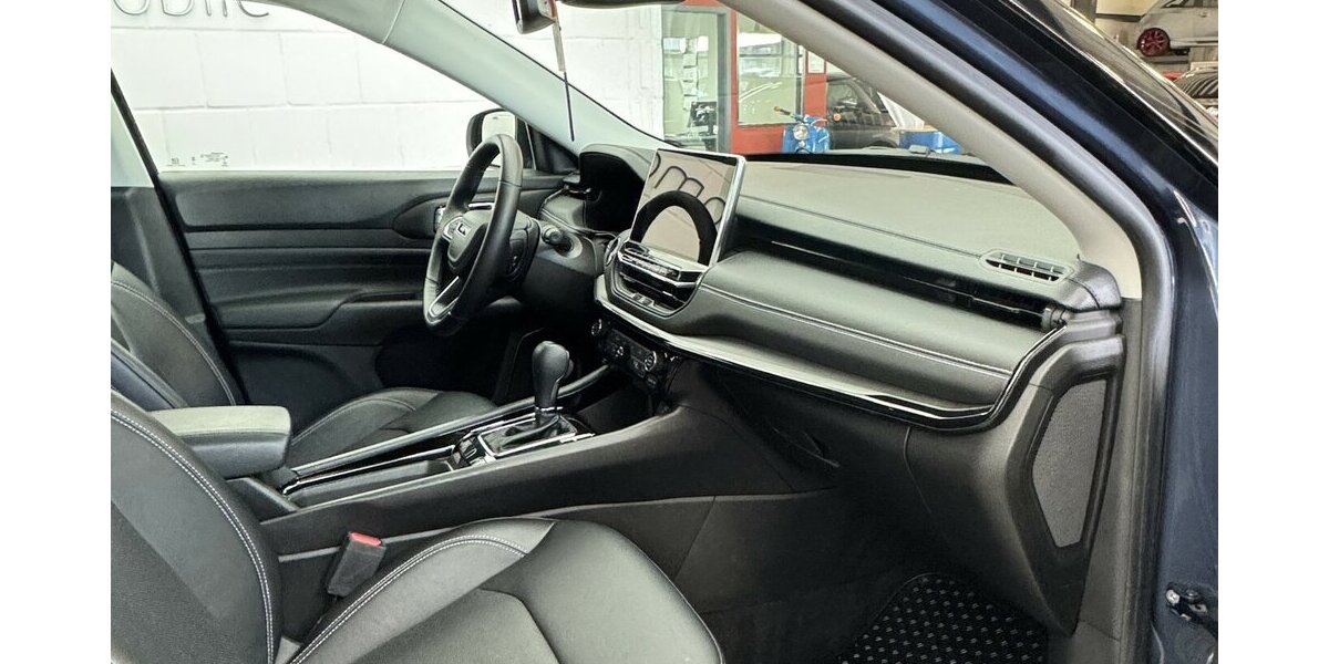 Jeep Compass 1.5L S Mild-Hybrid 48V FWD LED 360 Cam 31.150 km 21.890 &euro; Lich 35423