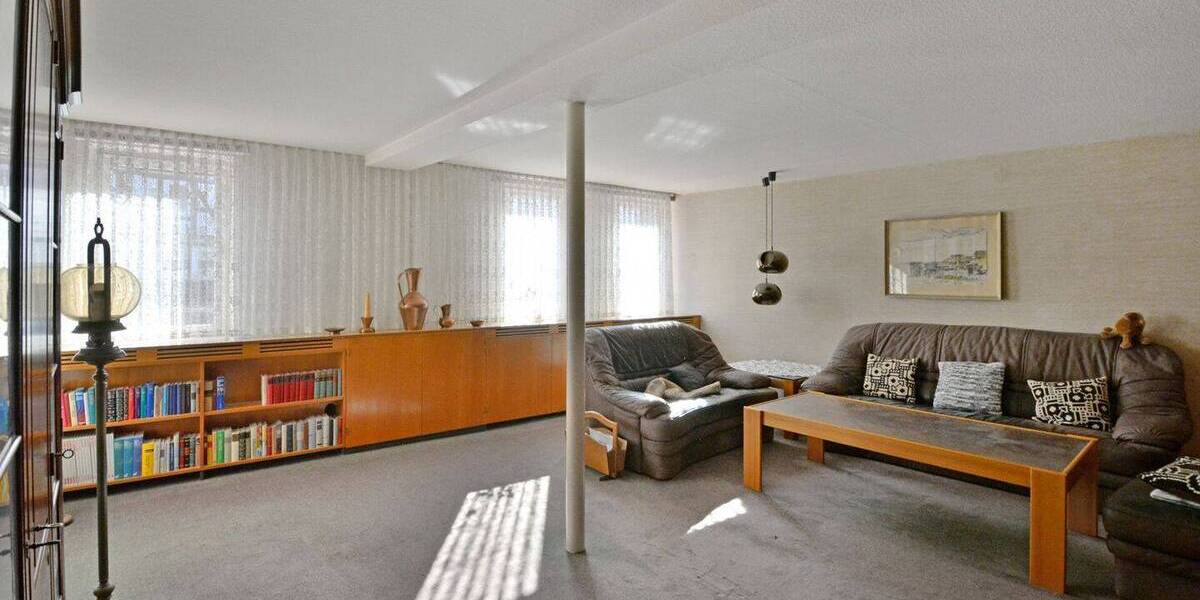 Mehrfamilienhaus, Wohnhaus Wolfhagen - 9 Zimmer, 258 m&sup2;, 180.000&euro; | Angebot:26730957
