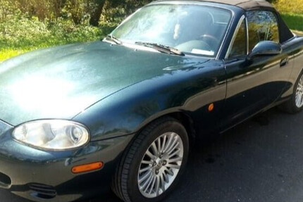 Mazda MX-5 II