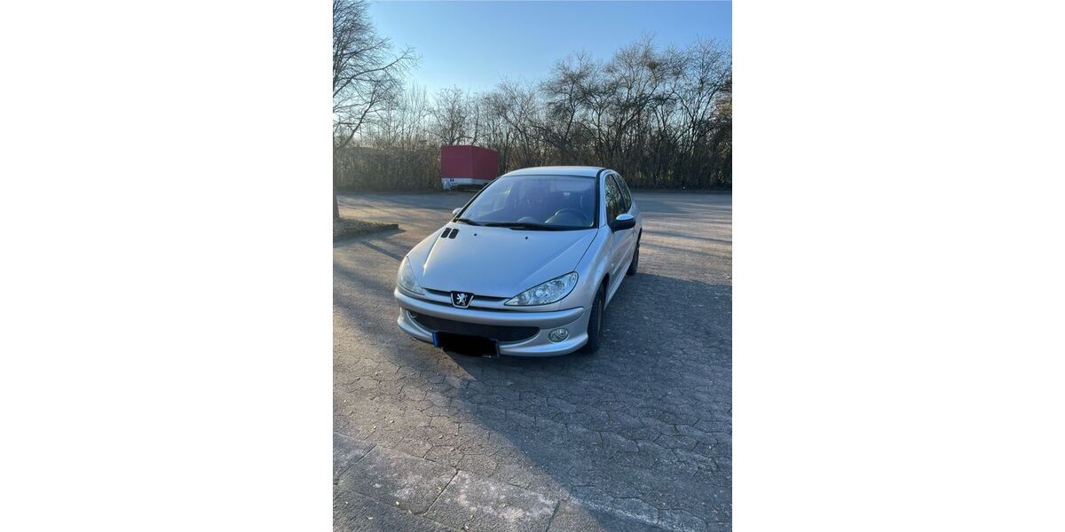 Peugeot 206 186.000 km 1.200 &euro; Paderborn 33100