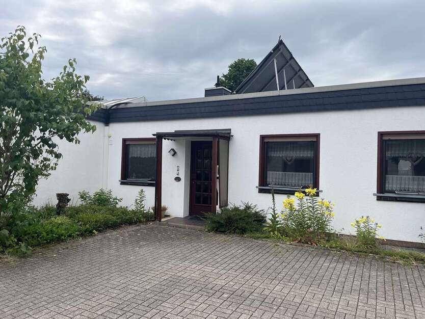 Haus zum Kaufen in Moers 495.000 € 199 m²