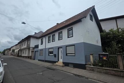 Haus Bolanden - 7 Zimmer, 120 m&sup2;, 290.000&euro; | Angebot:26893232
