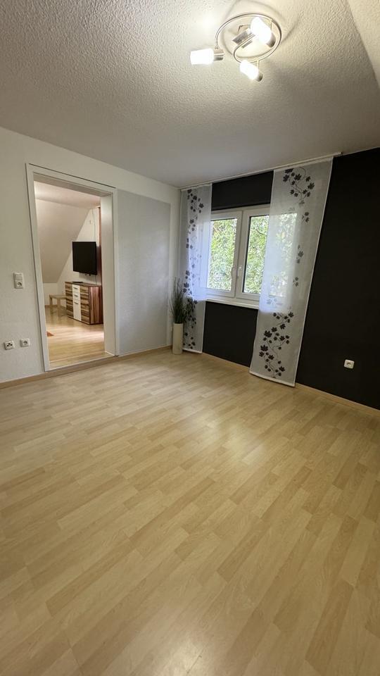 3 Zimmerwohnung, 2 er WG für Polizeistudenten