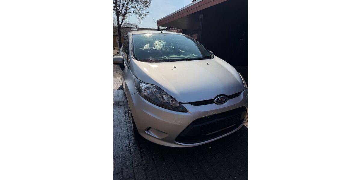 Ford Fiesta 148.000 km 1.500 &euro; Selsingen 27446