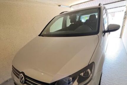VW Touran 176.500 km 4.300 € Hann. Münden 34346