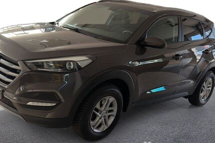 Hyundai TUCSON 74.200 km 12.890 &euro; Uetersen 25436