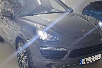 Porsche Cayenne 200.000 km 25.000 € München 81475