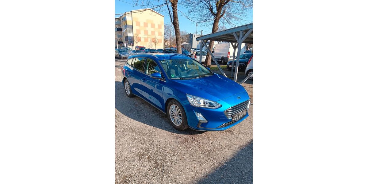 Ford Focus 149.000 km 9.950 &euro; München 81243