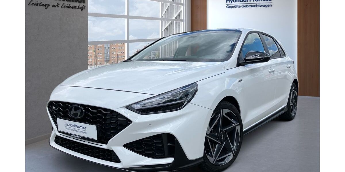 Hyundai i30 22.563 km 23.270 &euro; Hof 95030