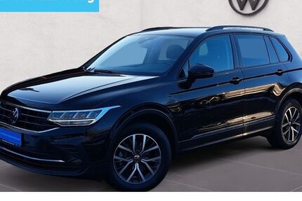 VW Tiguan 106.128 km 24.910 &euro; Kölln-Reisiek 25337