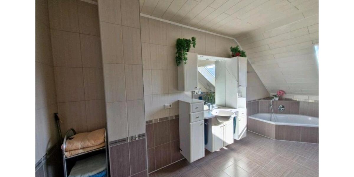 Doppelhaushälfte Paderborn Elsen - 3 Zimmer, 120 m&sup2;, 460.000&euro; | Angebot:27301297