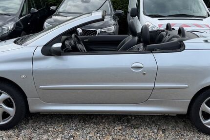 Peugeot 206 79.762 km 2.490 &euro; Potsdam Mittelmark / Beelitz 14547