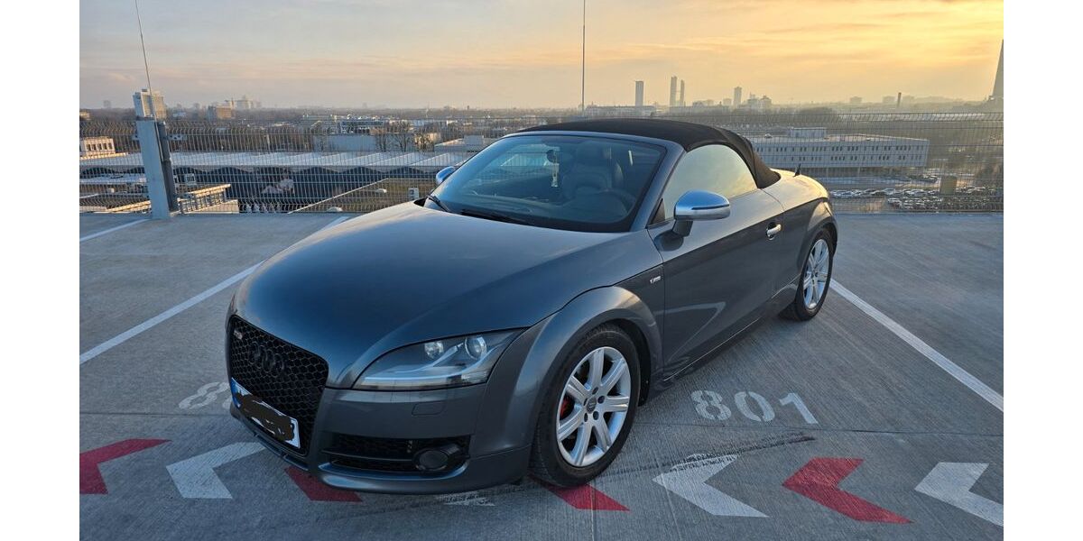Audi TT 200.790 km 8.900 &euro; München 80939