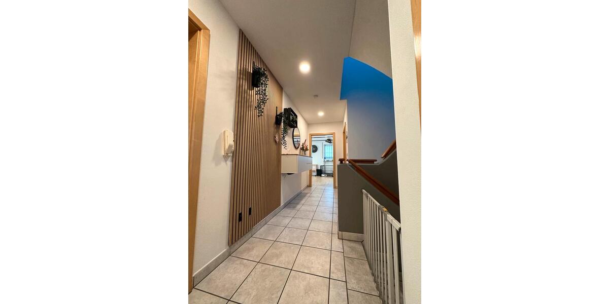 Einfamilienhaus Landau an der Isar - 6 Zimmer, 210 m&sup2;, 590.000&euro; | Angebot:25852618