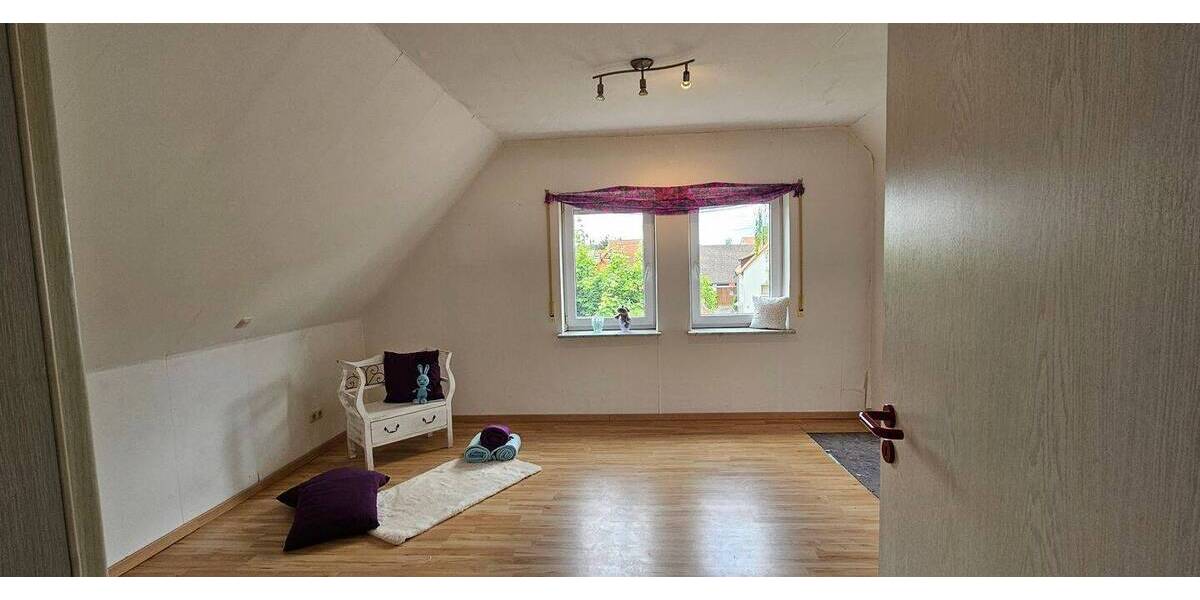 Mehrfamilienhaus, Wohnhaus Lauda-Königshofen Königshofen - 4 Zimmer, 157 m&sup2;, 249.000&euro; | Angebot:26684160