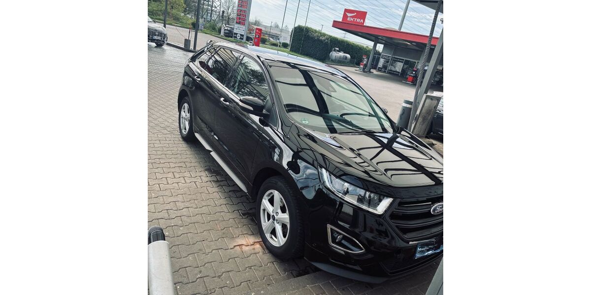 Ford Edge 157.300 km 14.950 &euro; Köln 51145