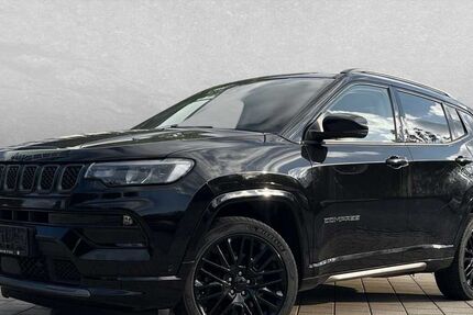 Jeep Compass 76.000 km 30.890 € Regensburg 93059