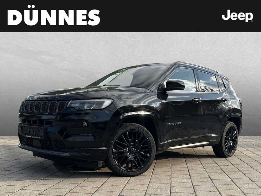 Jeep Compass 76.000 km 30.890 € Regensburg 93059