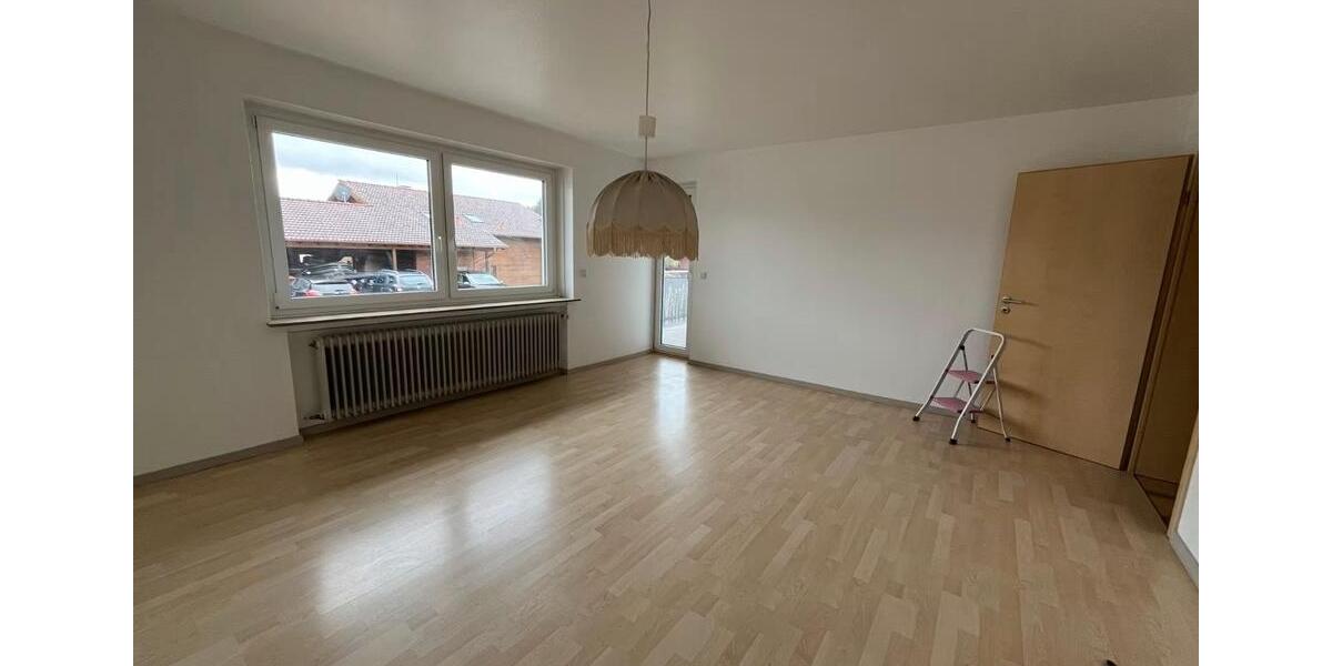 Hochparterre Mötzingen - 6 Zimmer, 146 m&sup2;, 1.790&euro; | Angebot:26431925