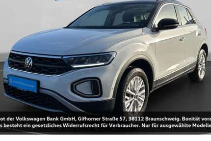 VW T-Roc 24.721 km 26.490 &euro; Aachen 52068