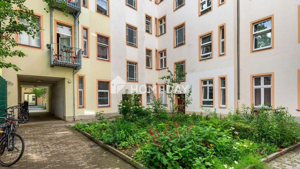 Charmante 1-Zimmer-Altbauwohnung mit Balkon in zentraler Lage 1 zimmer