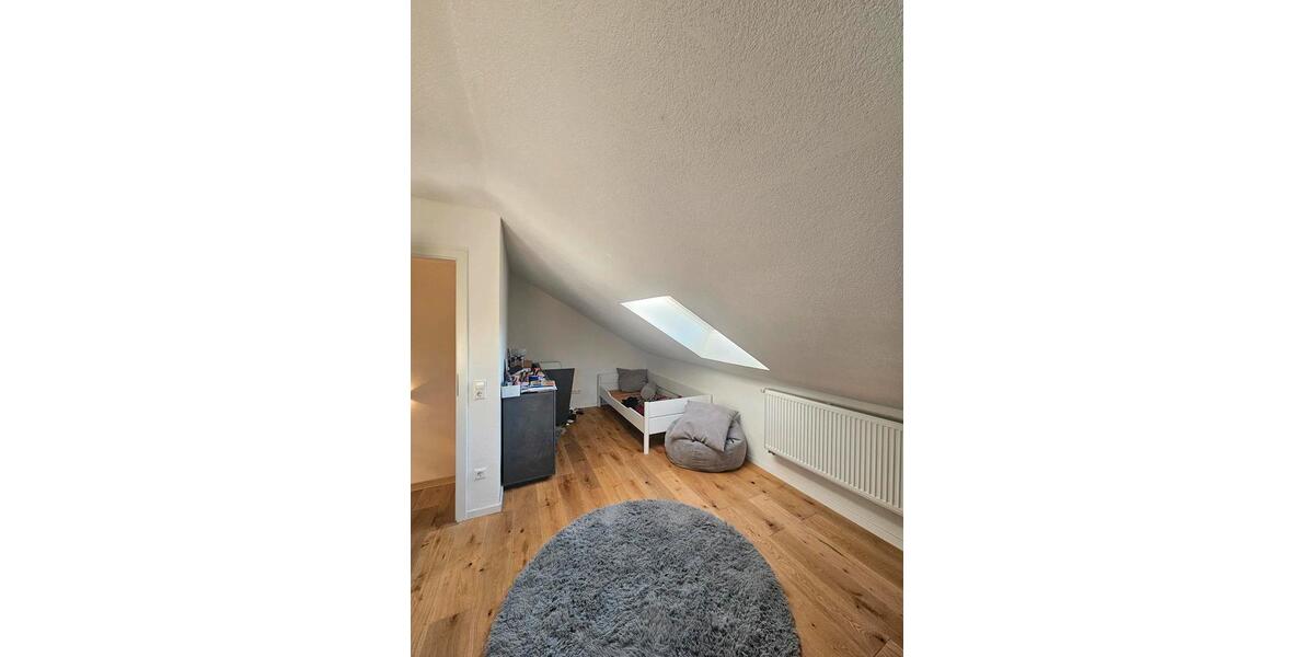 Reihenhaus Esslingen am Neckar Hegensberg - 6 Zimmer, 120 m&sup2;, 620.000&euro; | Angebot:25253485