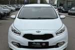 Kia Ceed 1.4 TSI Dream Team KAMERA/NAVI/SHZ/LENKHZ 64.779 km 8.900 &euro; Villingen-Schwenningen 78054