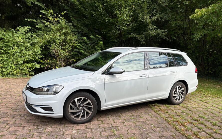 VW Golf 107.600 km 13.900 € Merchweiler 66589