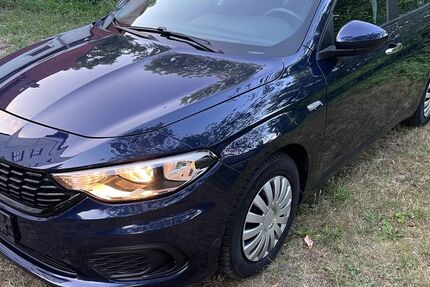 Fiat Tipo 95.000 km 6.490 &euro; Halle 06118