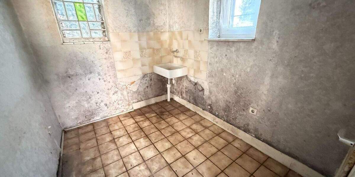 Reihenmittelhaus Duisburg Beeck - 4 Zimmer, 73 m&sup2;, 119.000&euro; | Angebot:25534763