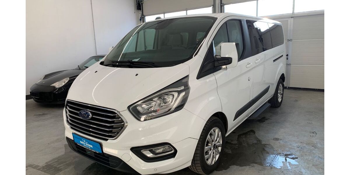Ford Tourneo Custom 246.200 km 19.999 &euro; Landau a.d.Isar 94405