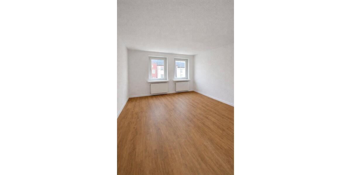 Etagenwohnung Pasewalk - 3 Zimmer, 63 m&sup2;, 550&euro; | Angebot:26096254