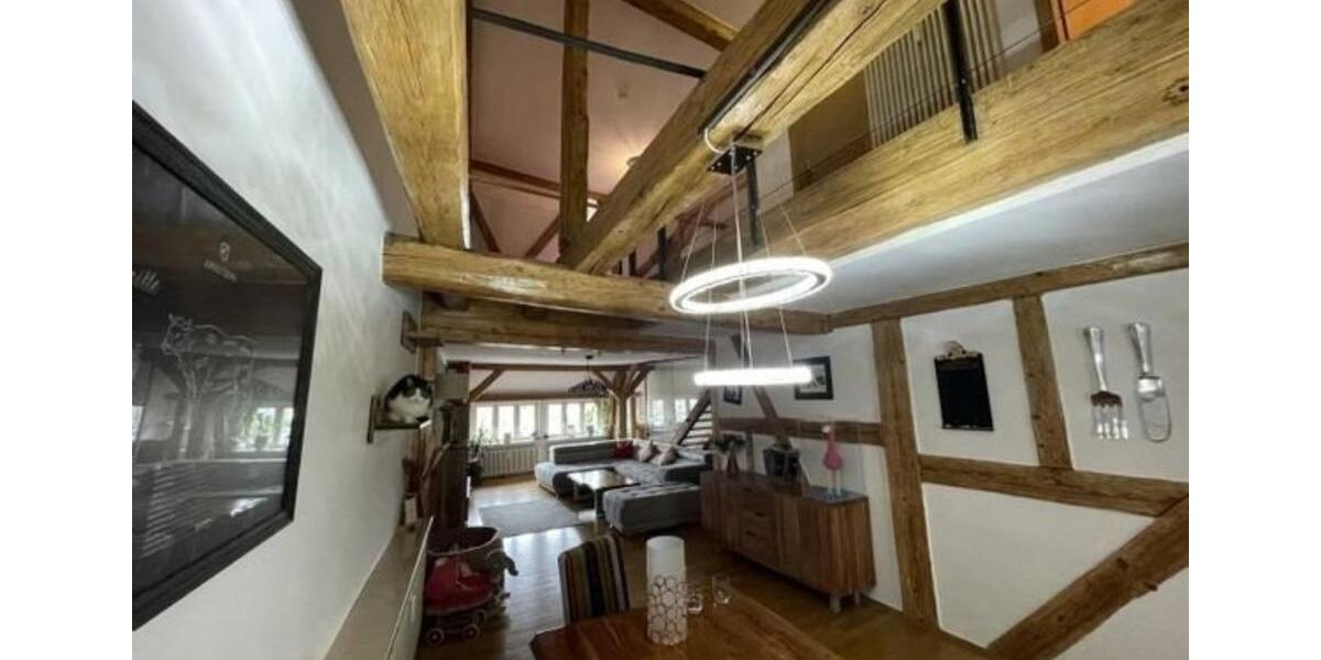 Denkmal: Wohnen über 2 Ebenen in Denkmal aus 19. Jahrhundert 3 zimmer