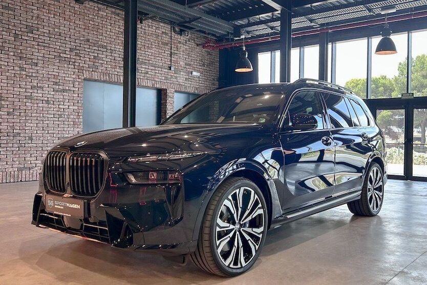 BMW X7 6.250 km 124.990 € Markneukirchen 08258