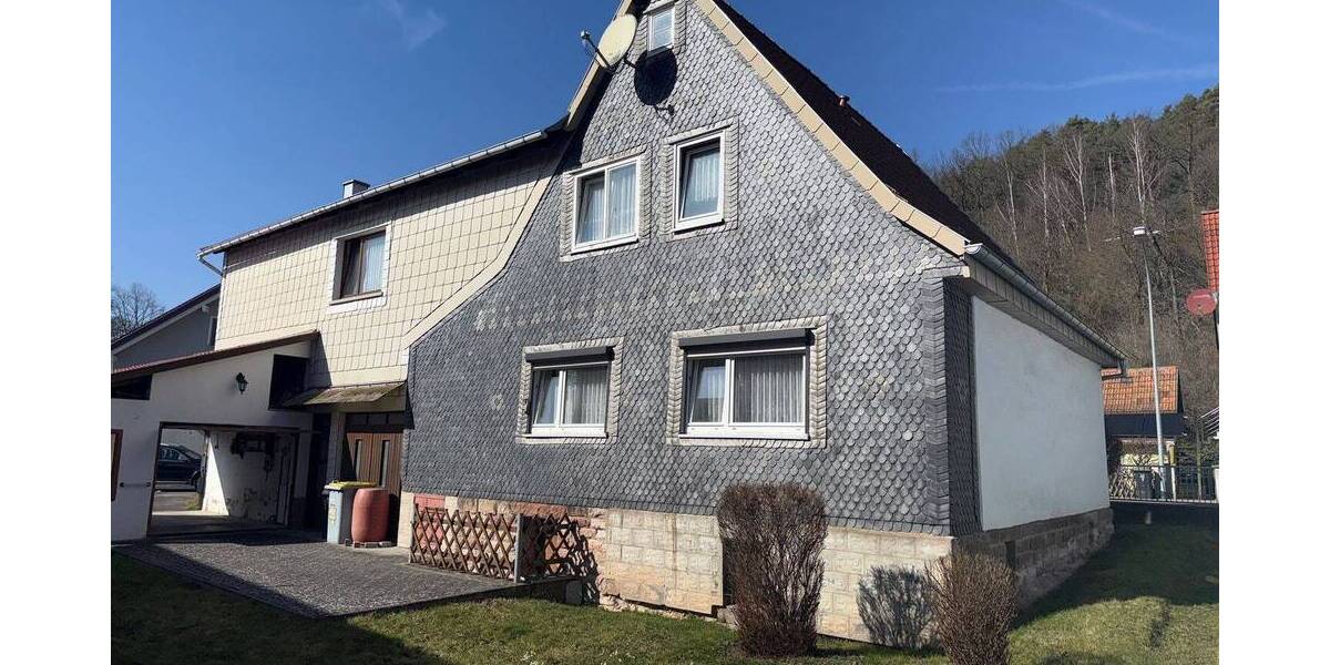 Mehrfamilienhaus, Wohnhaus Bad Salzungen Kloster - 6 Zimmer, 143 m&sup2;, 79.900&euro; | Angebot:25803058