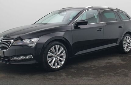 Skoda Superb 71.000 km 27.180 &euro; Würzburg 97084