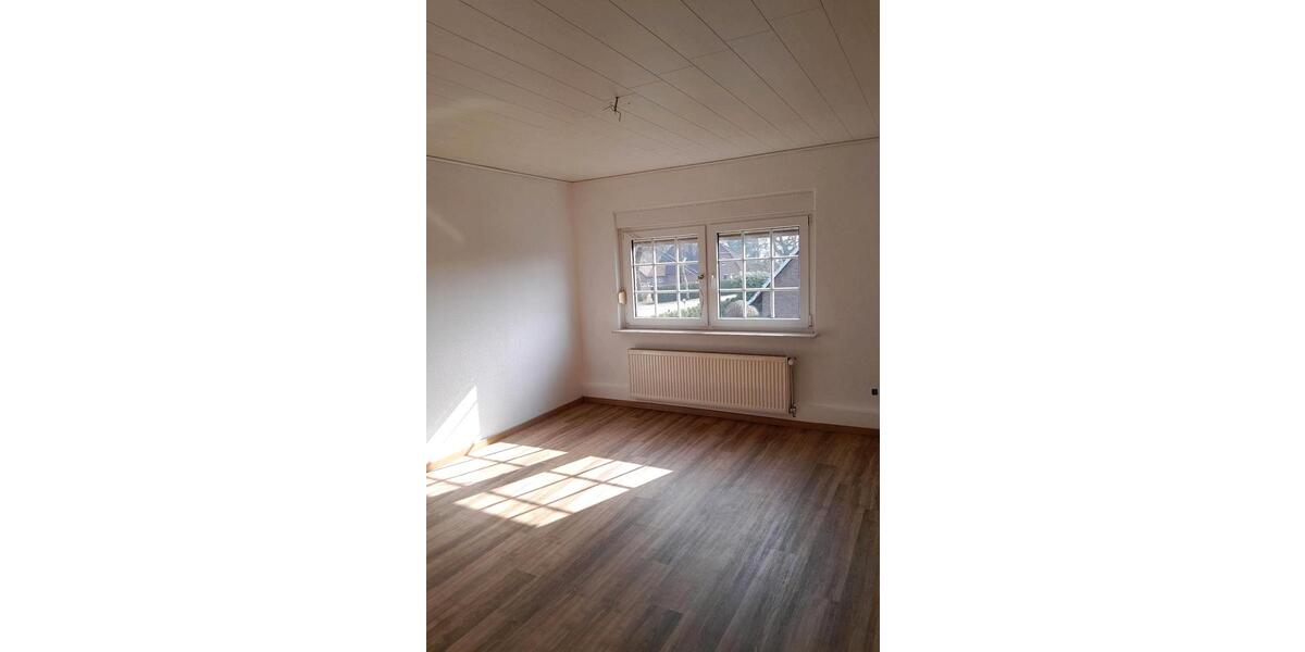 Einfamilienhaus Bockhorn - 4 Zimmer, 140 m&sup2;, 1.350&euro; | Angebot:25167736