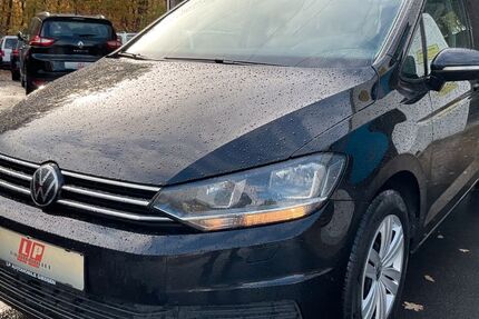 VW Touran 302.721 km 15.990 &euro; Giessen 35394
