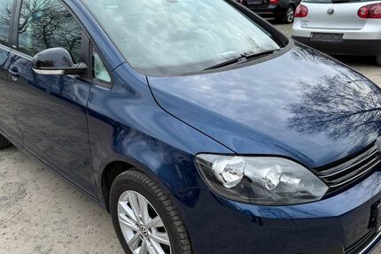 VW Golf 144.000 km 5.799 &euro; Chemnitz 09120