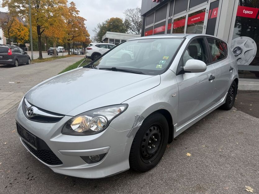 Hyundai i30 220.000 km 1.900 € München OT Trudering-Riem 81825